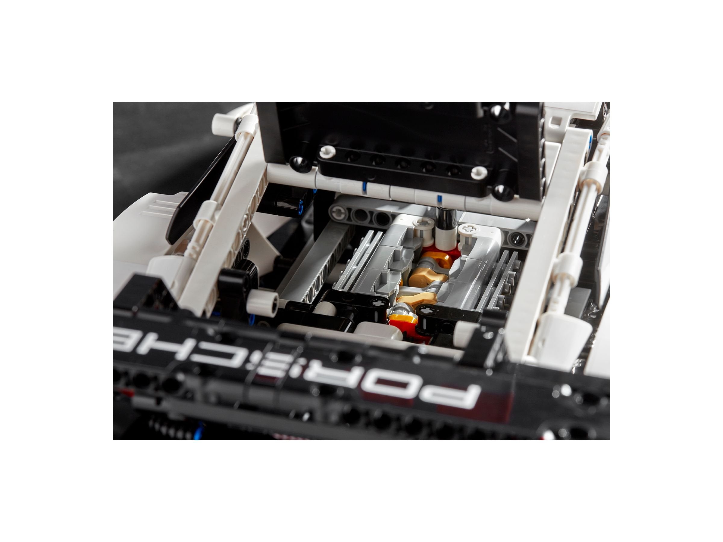 LEGO  Technic 42096 Porsche 911 RSR