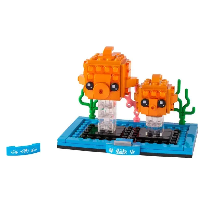 LEGO® Brickheadz Fry and Goldfish 40442