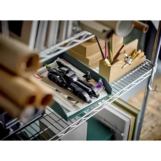 LEGO® Super Heroes 76224 Batmobile™: Batman™ verfolgt den Joker™